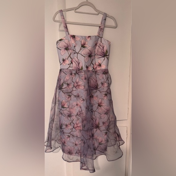 Pamela Milano Collezione Lavender Floral Knee Length Spring Dress Size 40 - Picture 1 of 11